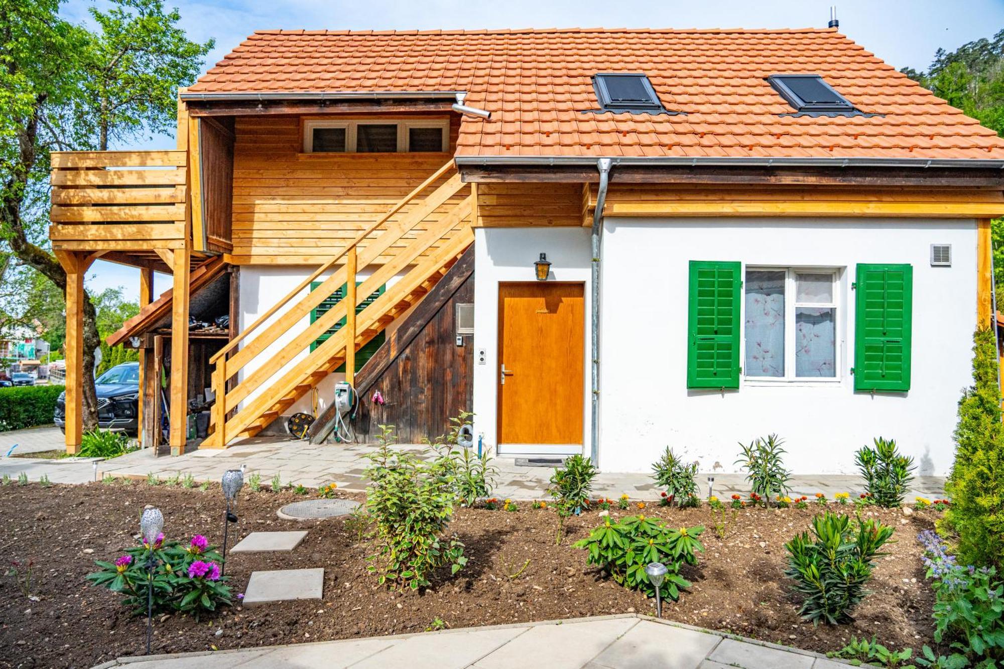 Gemuetliche Wohnung Mit Terasse Und Feuerstelle Lengnau Экстерьер фото